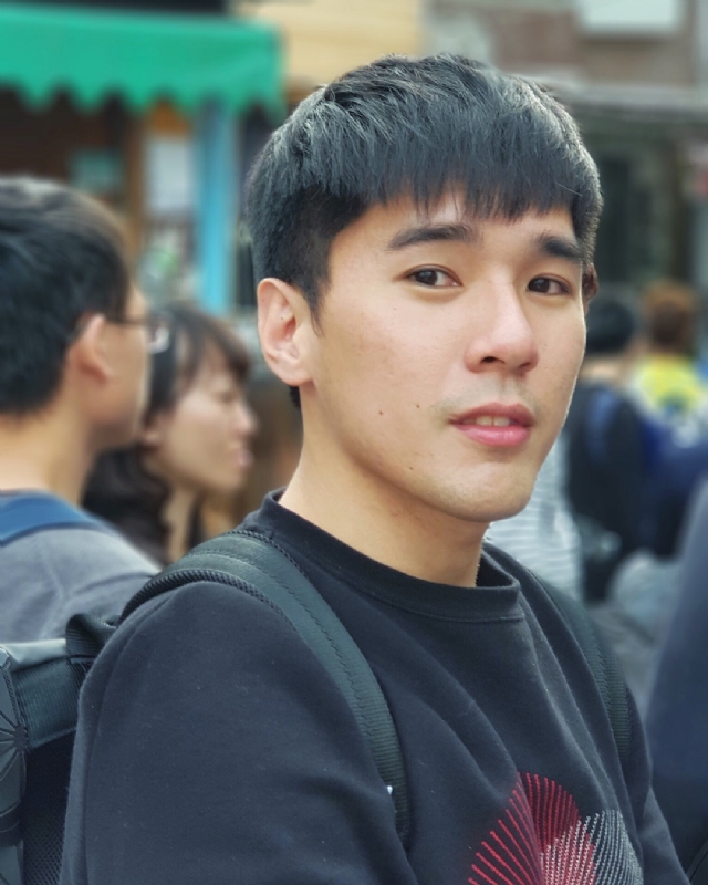 雨中孤独的第一张照片--郑州蓝颜知己交友网