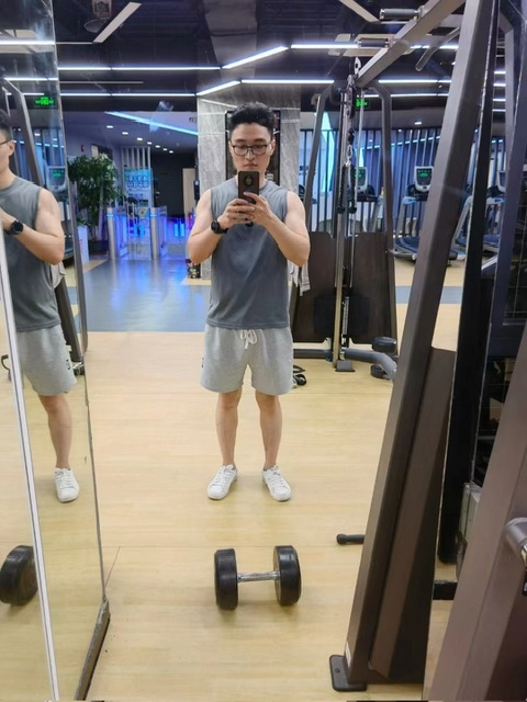 超哥的第二张照片--郑州蓝颜知己交友网